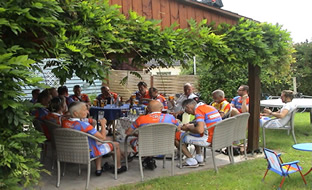 Cyclists en route pour Reims